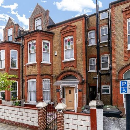 One Bedroom Flat In The Heart Of Brixton ロンドン エクステリア 写真